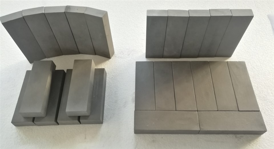 Silikon karbid geyimi astar